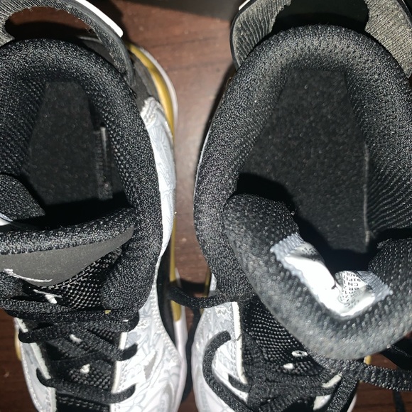 NWT Black/gold /white Jordan toddler - Picture 5 of 5